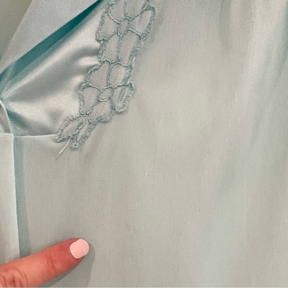 VTG Aqua Mint Blue Two-Piece Nylon Peignoir Nightgown & Robe Set Size M & L USA - Picture 12 of 17